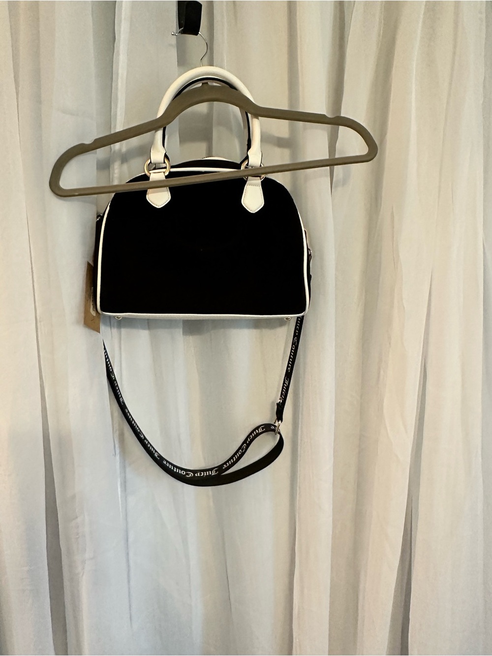 Juicy Couture Black & White Strawberry Patch Purse Arm and Shoulder Strap NWT - Picture 2 of 13